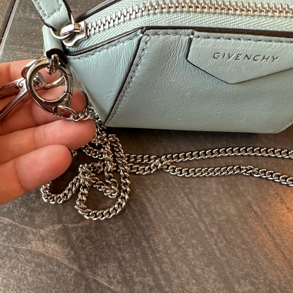 Givenchy Sac Noir Baby Antigona-light blue - Picture 8 of 15